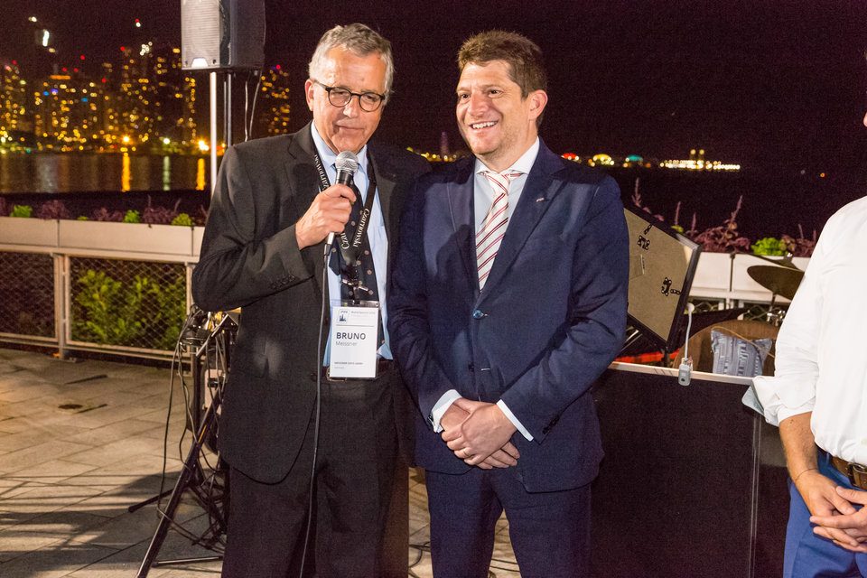 Roger-Award-1.jpg
